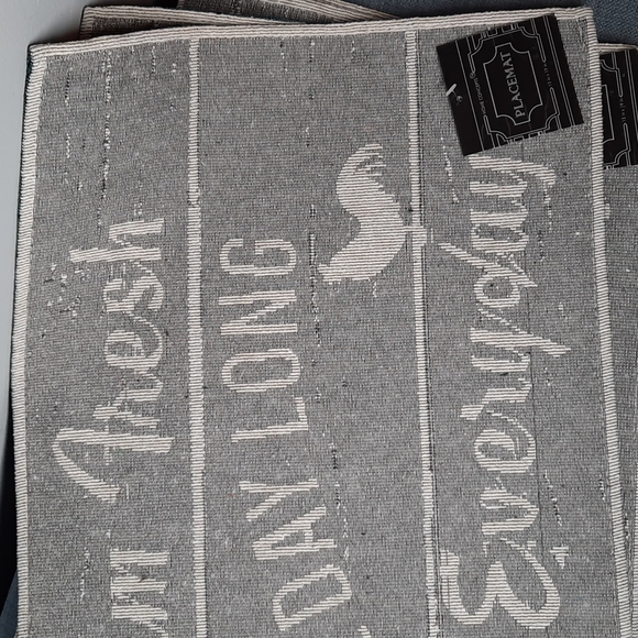 Set 4 Placemats Tablemat Gray White Rooster 13" x 19" Washable Farm Fresh Eggs - Picture 2 of 7